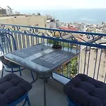 Διαμέρισμα Island