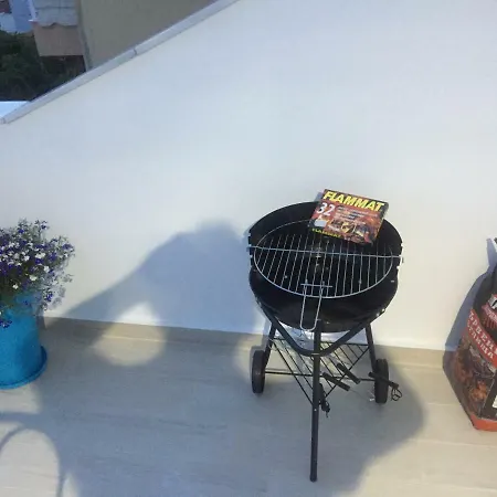 Apartament Island *