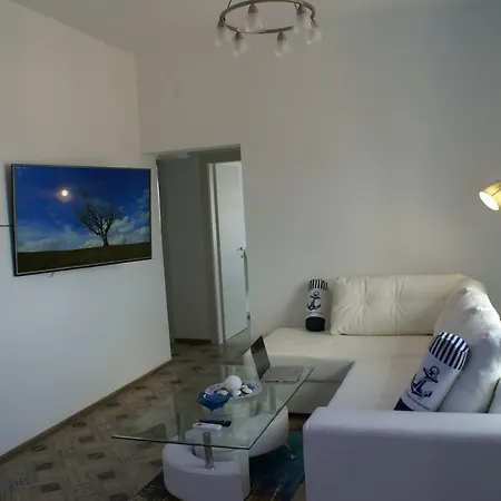 Apartament Island