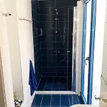 Island Apartmán *