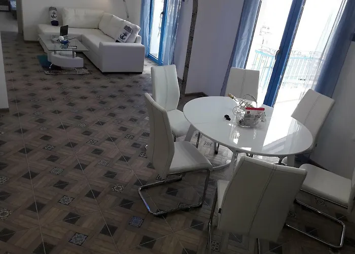 Island Appartamento Kavala